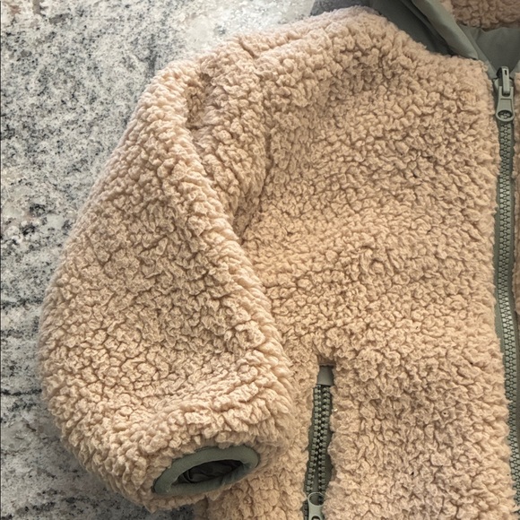 Sherpa Jacket with Hood l 3T - Picture 2 of 8